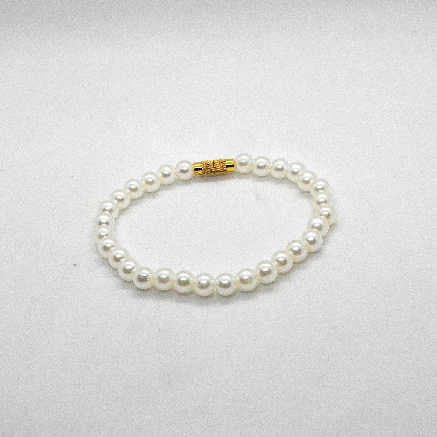 Simple Pearl Layering Bracelet