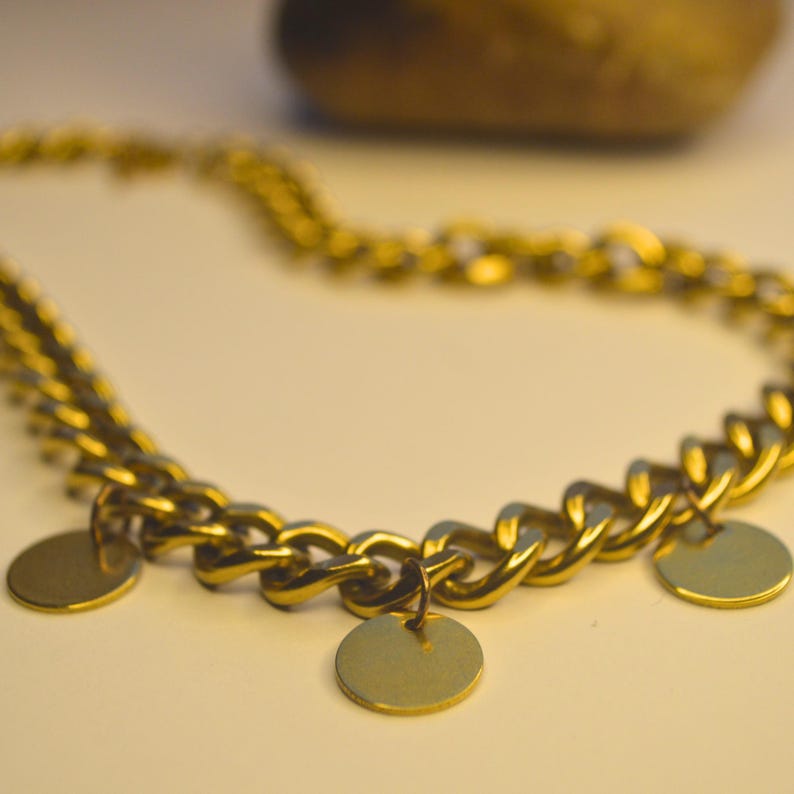 Gold chunky chain necklace with three round charms